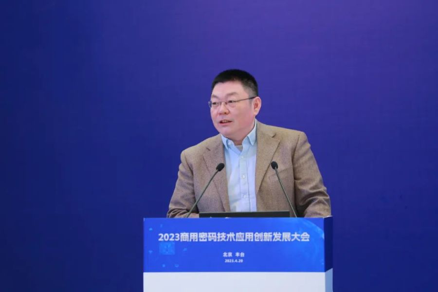 1686191229152763QE0K.jpg 02.jpg